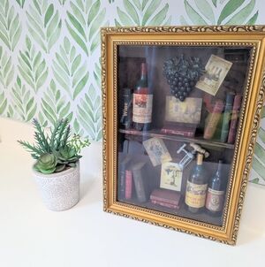 Arister Gifts Inc. Wooden Glass Kitchen/  Home Wine Decor 3D Diorama